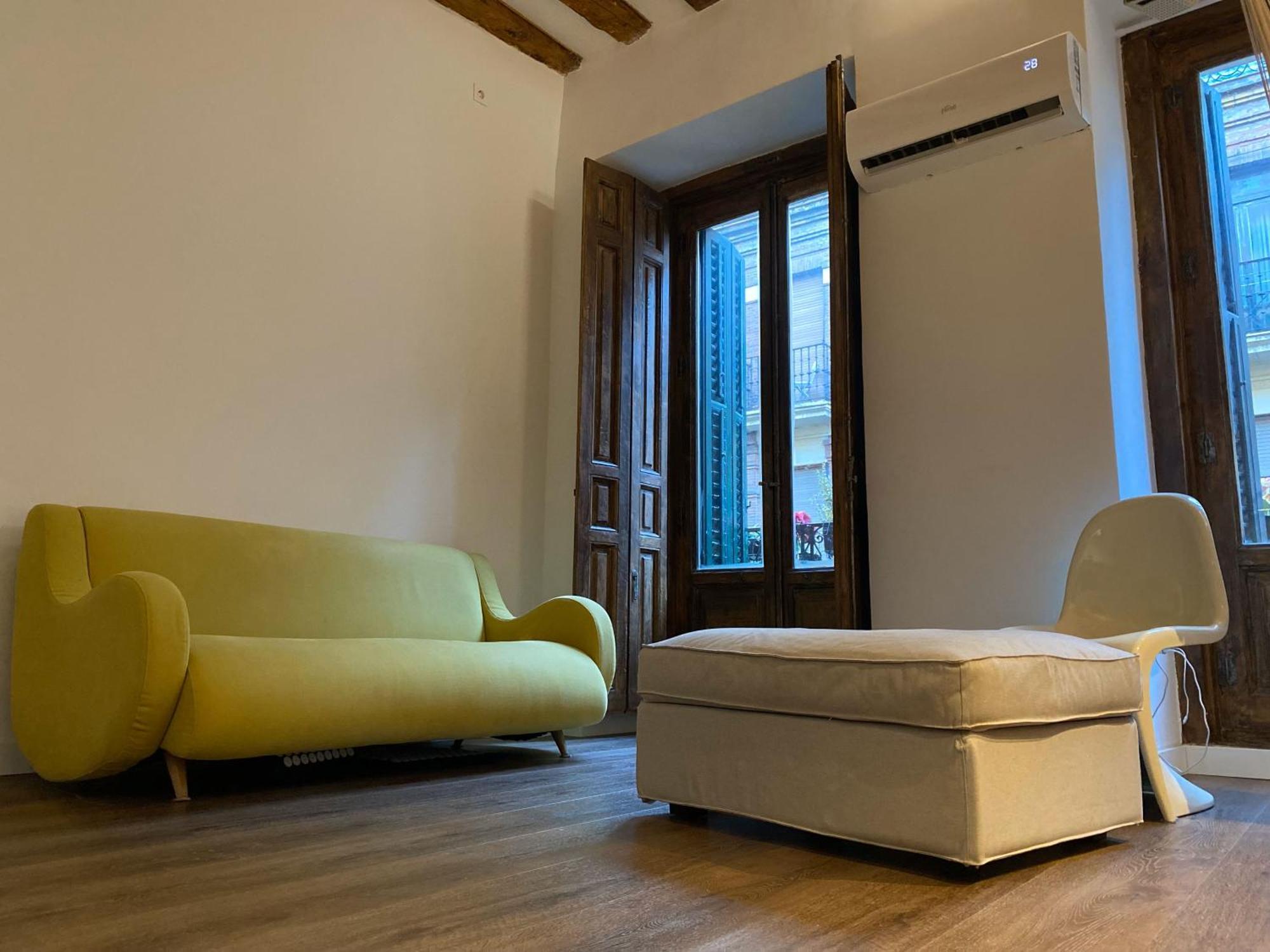 Hortaleza 4, Preciso Estudio En Chueca Junto A La Gran Via De Madryt Zewnętrze zdjęcie