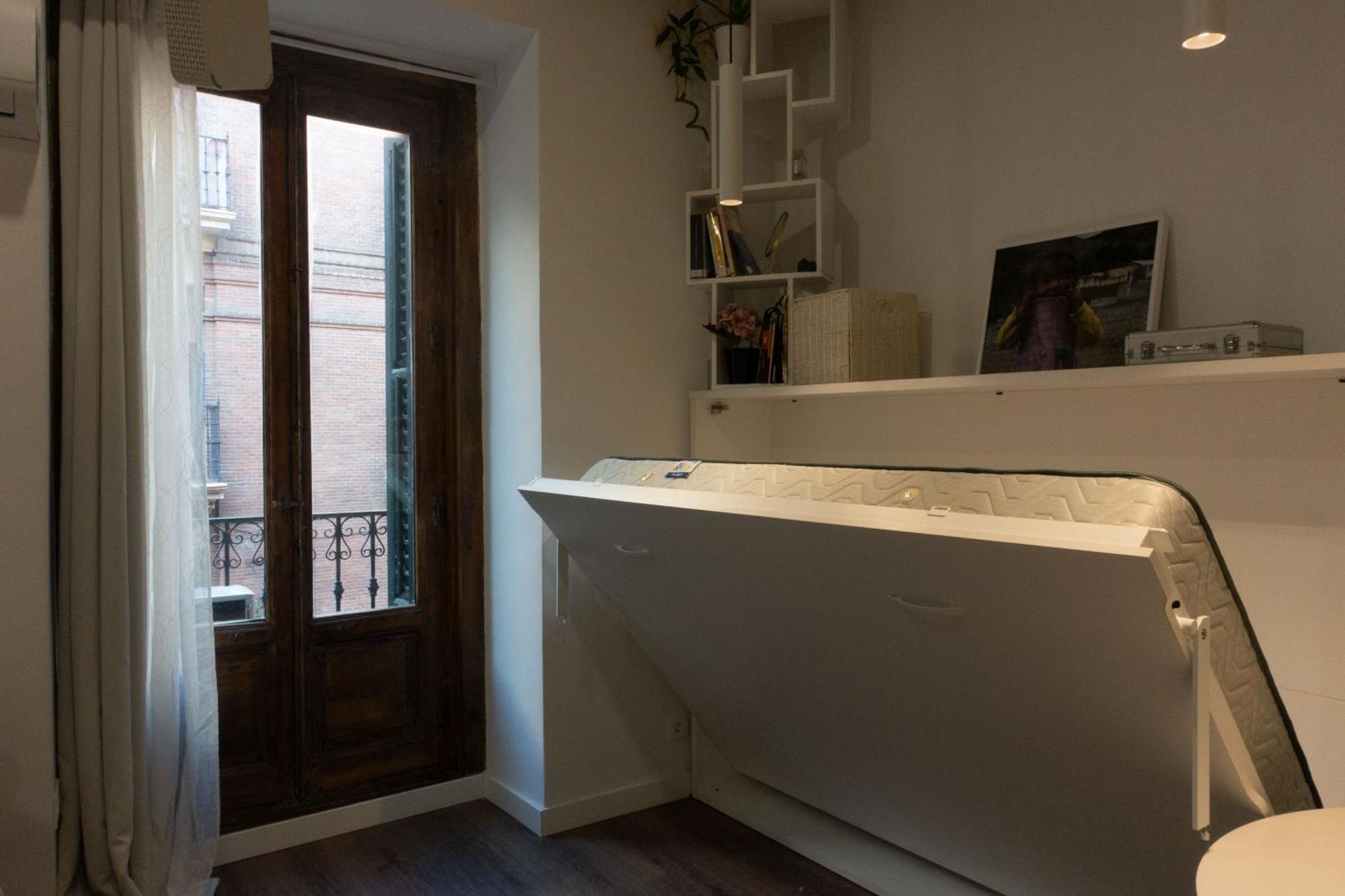 Hortaleza 4, Preciso Estudio En Chueca Junto A La Gran Via De Madryt Zewnętrze zdjęcie