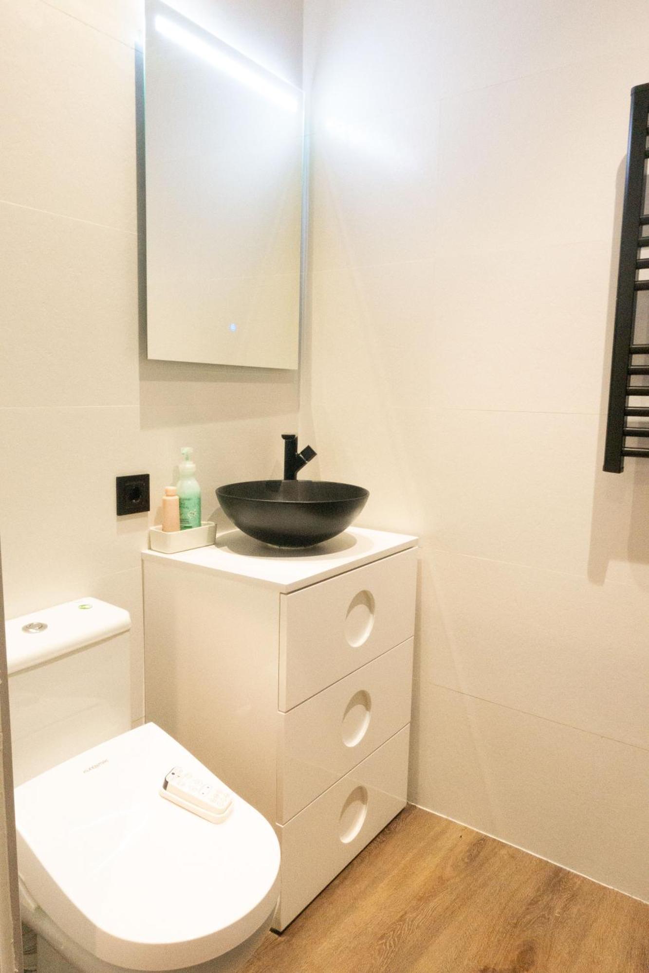 Hortaleza 4, Preciso Estudio En Chueca Junto A La Gran Via De Madryt Zewnętrze zdjęcie